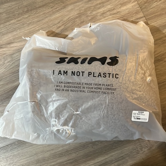 Skims Sherpa Teddy Joggers M NEW! -Desert - Picture 4 of 8